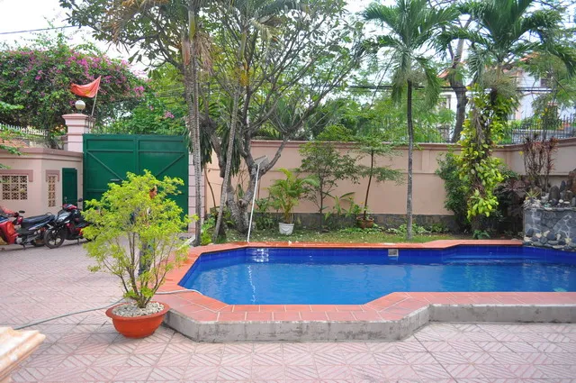 Big Garden Villa For Rent in Thao Dien District 2 HCMC 500sqm 4,000 USD/month