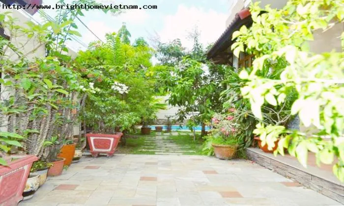 Nice Swimming Pool Villa For Rent in Thao Dien District 2 HCMC 420sqm 3,500 USD/month