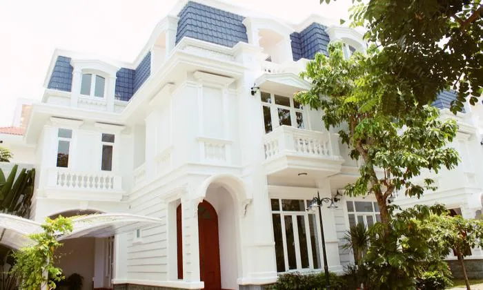 Fully Furnished Villa For Rent in Compound Tran Ngoc Dien HCM City 450sqm 4,100 USD/month