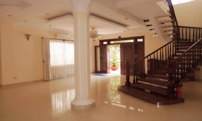 Unfurnished Five Bedrooms Villa For Rent in Quoc Huong Thao Dien HCM 450sqm 3,900 USD/month