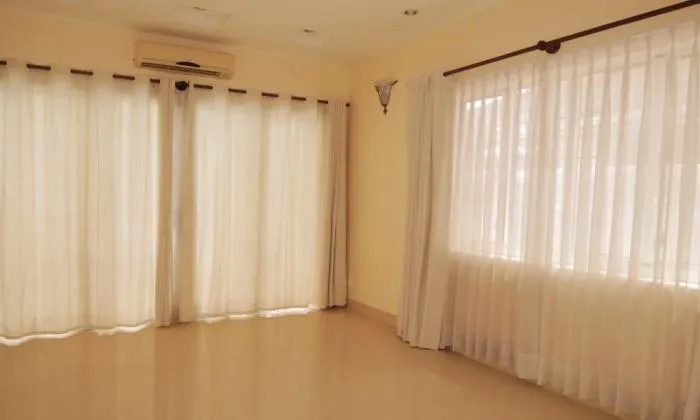 Unfurnished Five Bedrooms Villa For Rent in Quoc Huong Thao Dien HCM 450sqm 3,900 USD/month