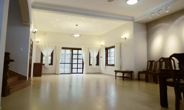 Fully Furnished Villa For Rent in Nguyen Van Huong Street HCMC 300sqm 2,500 USD/month