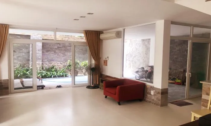 Newly Renovation Four Bedrooms Villa in Thao Dien District Ho Chi Minh City 300sqm 2,500 USD/month