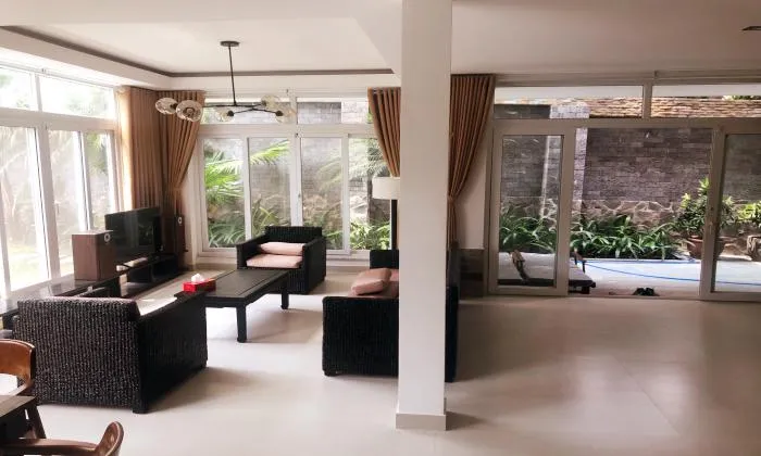 Newly Renovation Four Bedrooms Villa in Thao Dien District Ho Chi Minh City 300sqm 2,500 USD/month