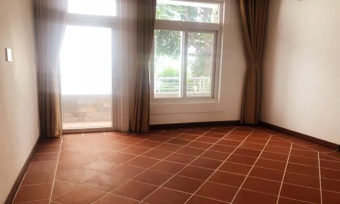 Newly Renovation Four Bedrooms Villa in Thao Dien District Ho Chi Minh City 300sqm 2,500 USD/month