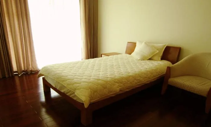 Three Bedrooms Villa For Lease in Compound Nguyen Van Huong HCM 300sqm 2,700 USD/month