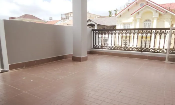 Unfurnished Modern Villa For Rent in Nguyen Van Huong Street Thao Dien HCMC 300sqm 2,500 USD/month
