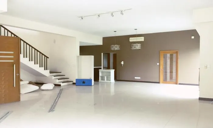 Partly Furnished Riverside Riviera Villa Compound An Phu HCMC 300sqm 4,000 USD/month