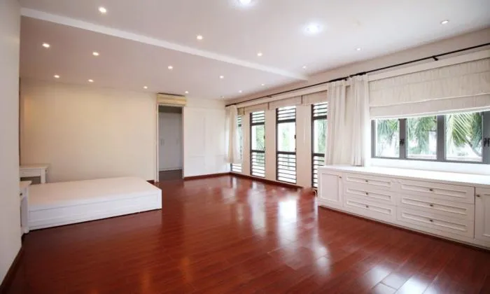 Modern Villa in High Security Riviera Compound An Phu HCMC 450sqm 5,500 USD/month