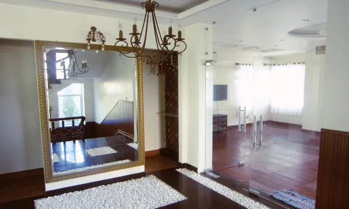 Partly Furnished Villa For Rent In Thao Dien Ward District 2 HCM City 300sqm 3,000 USD/month