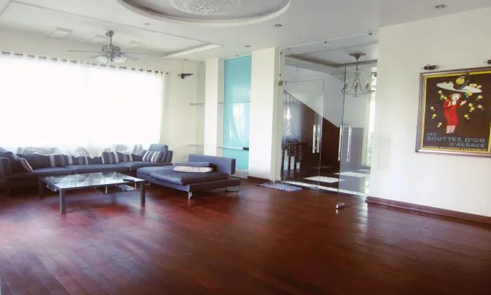 Partly Furnished Villa For Rent In Thao Dien Ward District 2 HCM City 300sqm 3,000 USD/month