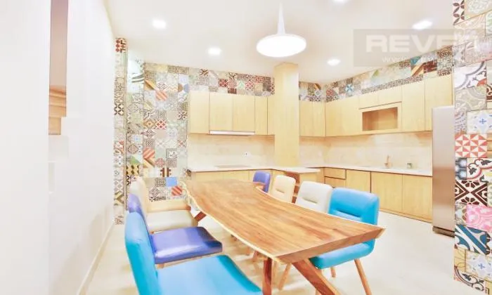 Amazing Furniture Of Five Bedroom Villa For Rent in Thao Dien District 2 HCMC 214sqm 3,000 USD/month