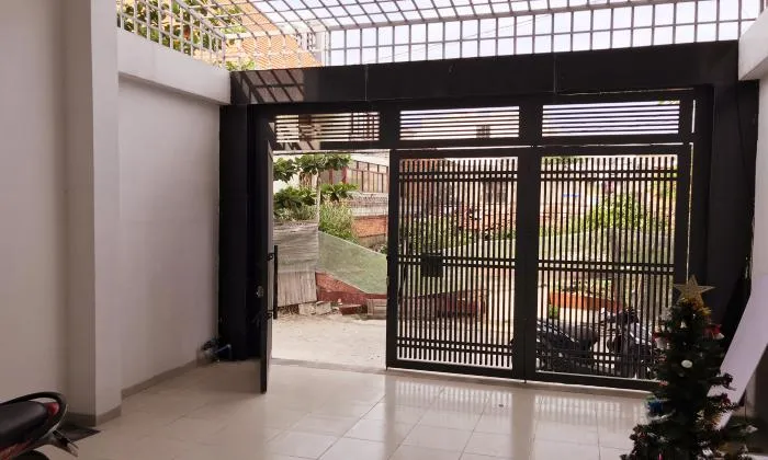 Clean And Nice House For Rent In Thao Dien Ward District 2 HCMC 250sqm 1,600 USD/month