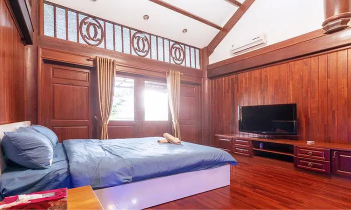 Wooden Style Villa Garden For Rent in Nguyen Van Huong Thao Dien District 2 HCMC 300sqm 4,000 USD/month