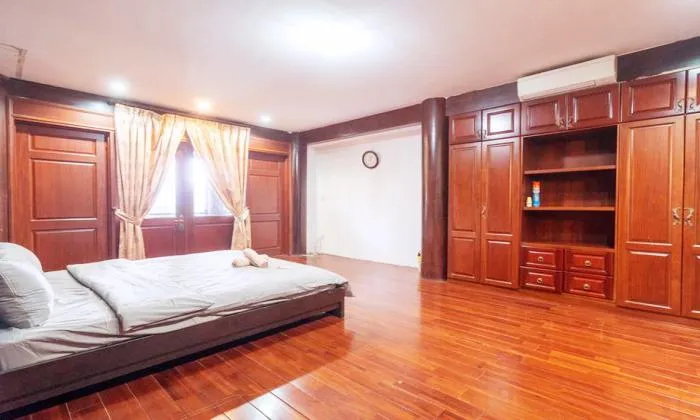 Wooden Style Villa Garden For Rent in Nguyen Van Huong Thao Dien District 2 HCMC 300sqm 4,000 USD/month