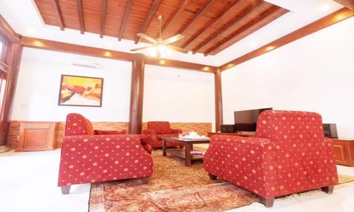 Wooden Style Villa Garden For Rent in Nguyen Van Huong Thao Dien District 2 HCMC 300sqm 4,000 USD/month