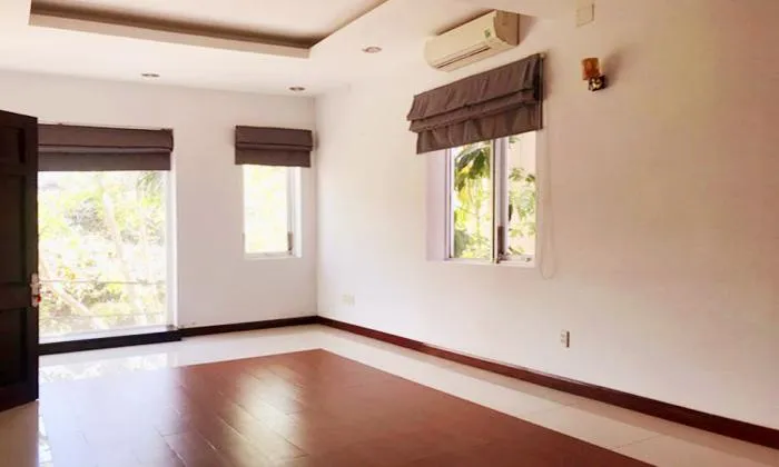 Unfurnished House For Rent in Nguyen Van Huong Street HCMC 250sqm 2,000 USD/month