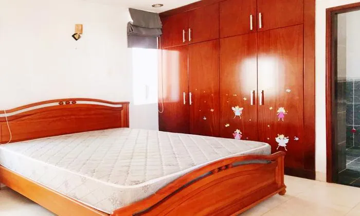 Unfurnished House For Rent in Nguyen Van Huong Street HCMC 250sqm 2,000 USD/month
