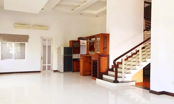 Unfurnished House For Rent in Nguyen Van Huong Street HCMC 250sqm 2,000 USD/month