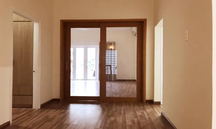 Four Bedroom Green Field Villa For Rent in District 2 Ho Chi Minh City 350sqm 3,000 USD/month