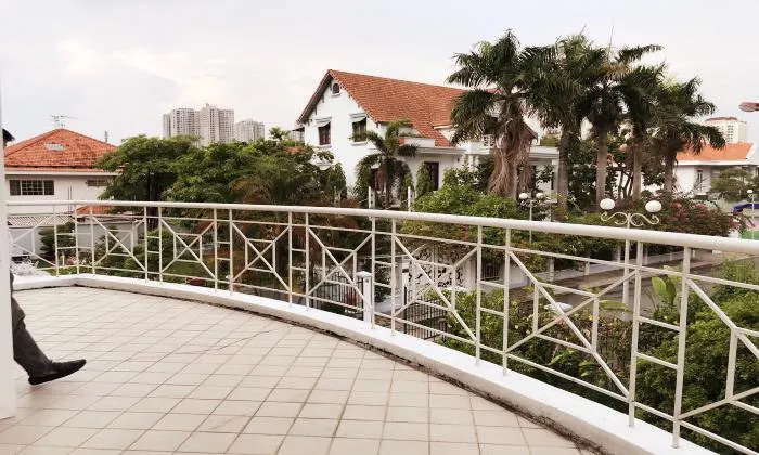 Four Bedroom Green Field Villa For Rent in District 2 Ho Chi Minh City 350sqm 3,000 USD/month