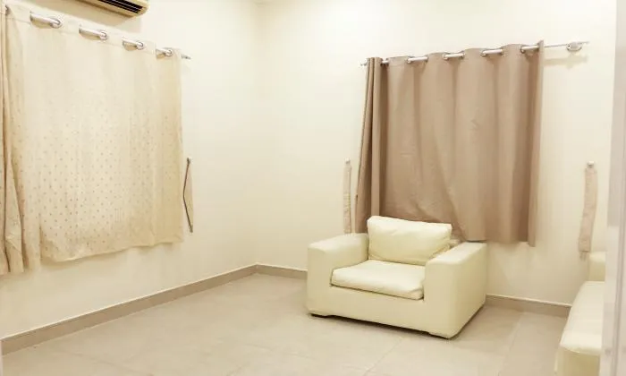 Four Bedroom Green Field Villa For Rent in District 2 Ho Chi Minh City 350sqm 3,000 USD/month