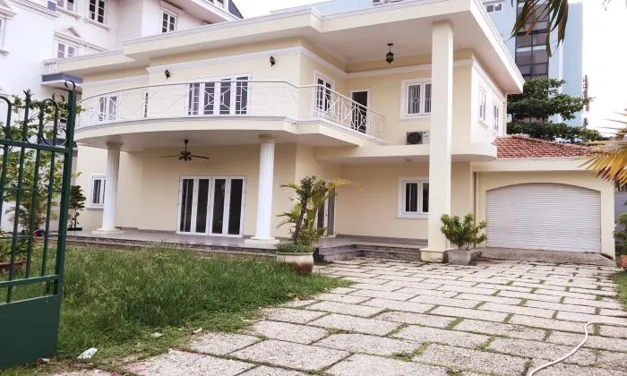 Four Bedroom Green Field Villa For Rent in District 2 Ho Chi Minh City 350sqm 3,000 USD/month