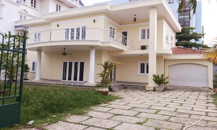 Four Bedroom Green Field Villa For Rent in District 2 Ho Chi Minh City 350sqm 3,000 USD/month