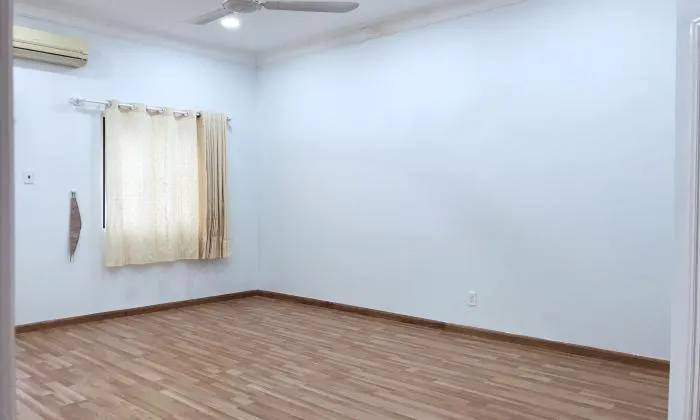 Four Bedroom Green Field Villa For Rent in District 2 Ho Chi Minh City 350sqm 3,000 USD/month