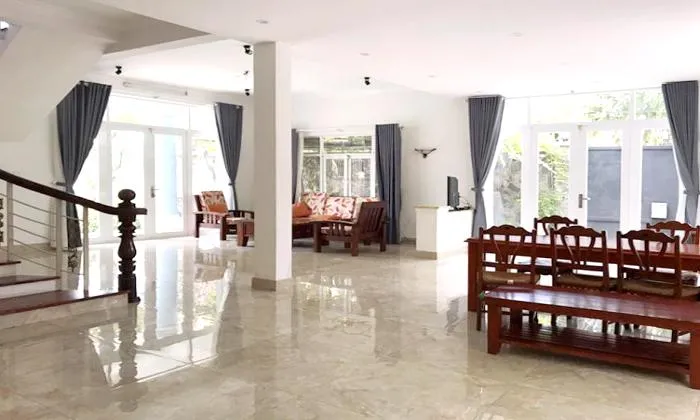 Villa For Rent in Compound Quoc Huong Street Thao Dien District 2 Ho Chi Minh City 400sqm 3,500 USD/month