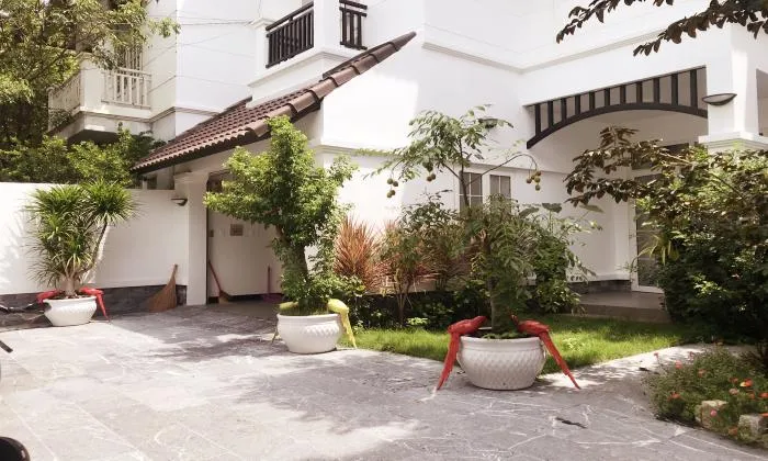 Furnished 3 Bedroom Villa For Rent Nguyen Van Huong Street HCMC 250sqm 3,500 USD/month