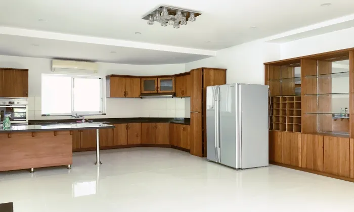 Unfurnished Pool Villa For Rent in 215 Nguyen Van Huong Thao Dien District 2 HCMC 300sqm 3,000 USD/month