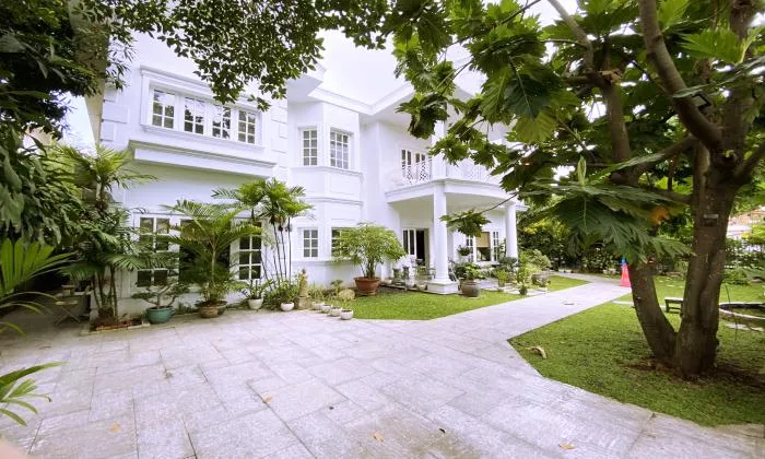 Very Nice Garden Villa For Rent in Greenfield Compound Tran Nao District 2 Ho Chi Minh City 600sqm 3,300 USD/month