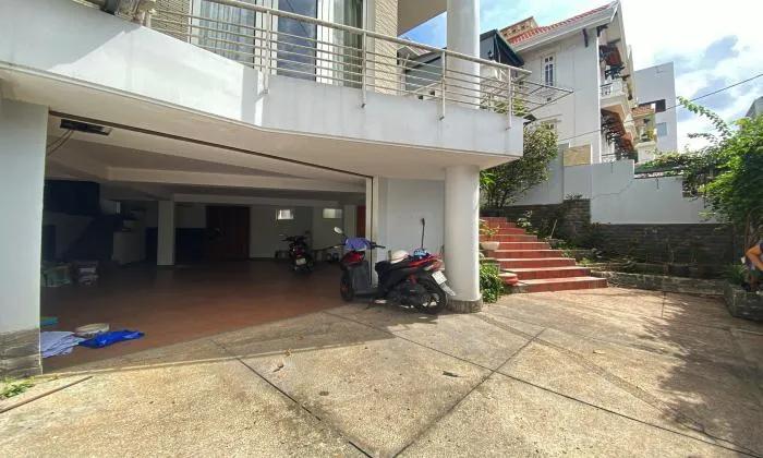 Partly Furnished Villa in Nguyen Van Huong Thao Dien HCMC 590sqm 3,500 USD/month