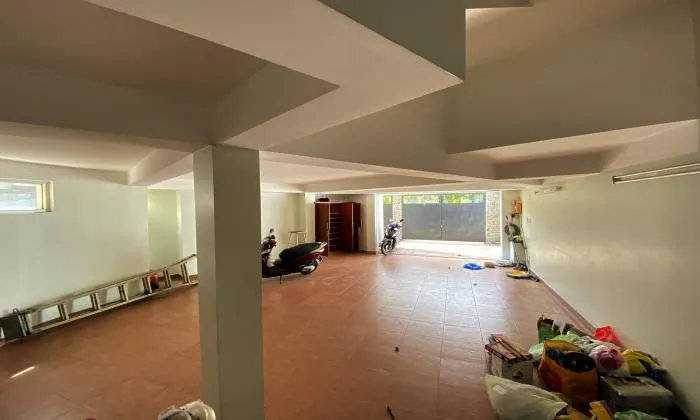 Partly Furnished Villa in Nguyen Van Huong Thao Dien HCMC 590sqm 3,500 USD/month