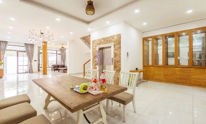 Fully Furnished Modern Villa For Rent in Road 47 HCM City 500sqm 3,000 USD/month
