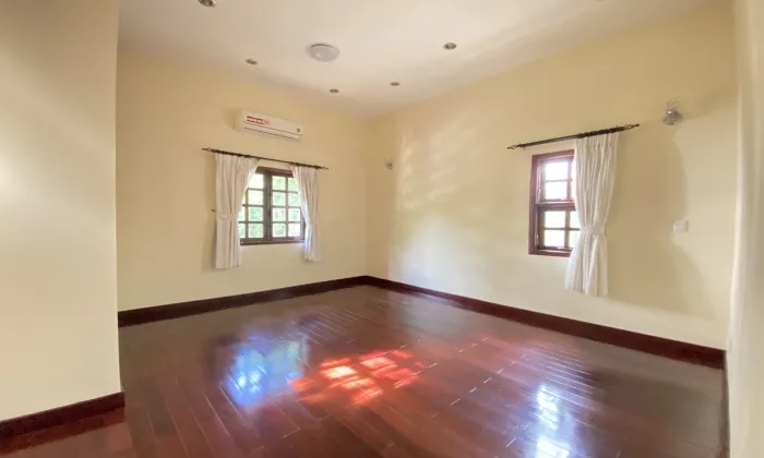 Unfurnished Villa For Rent in 204 Nguyen Van Huong Thao Dien HCMC 500sqm 3,500 USD/month