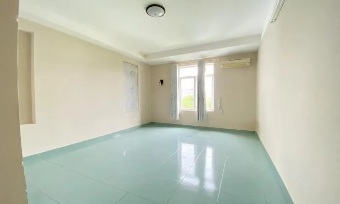 Unfurnished Villa For Rent in Ngo Quang Huy Street Thao Dien District 2 HCMC 500sqm 2,800 USD/month