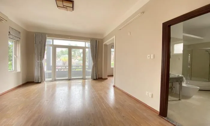 Unfurnished Villa For Rent in Ngo Quang Huy Street Thao Dien District 2 HCMC 500sqm 2,800 USD/month