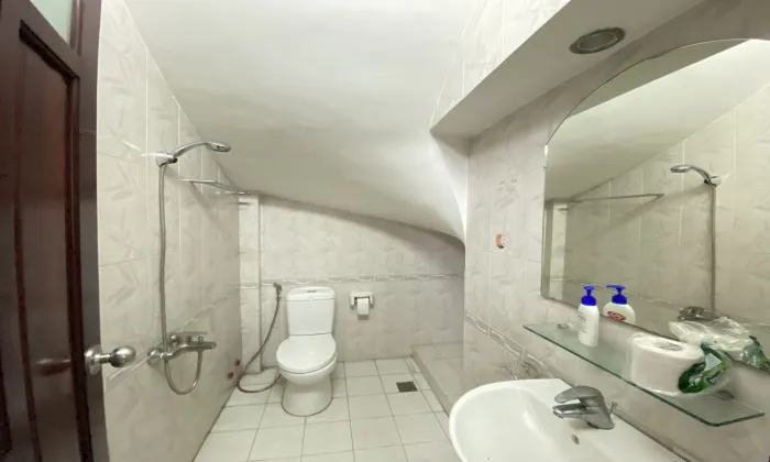 Unfurnished House For Rent in Do Quang Street Ho Chi Minh City 150sqm 1,300 USD/month