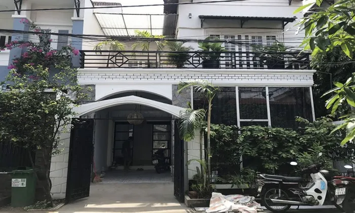 Unfurnished Three Bedroom House For Rent in Quoc Huong Thao Dien District 2 HCMC 260sqm 1,300 USD/month