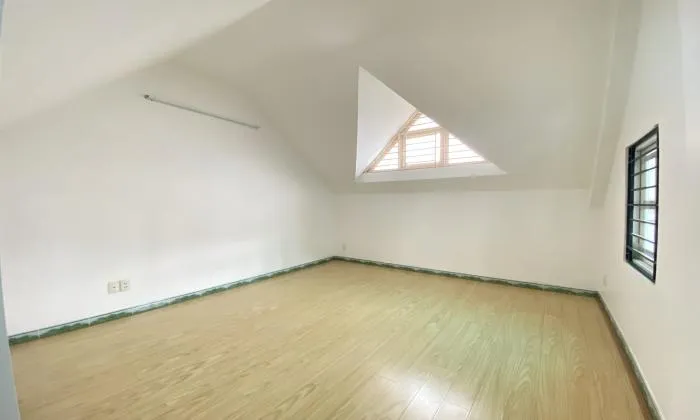 Five Bedroom House For Rent in Road 34 Binh An Ward HCMC 500sqm 2,300 USD/month