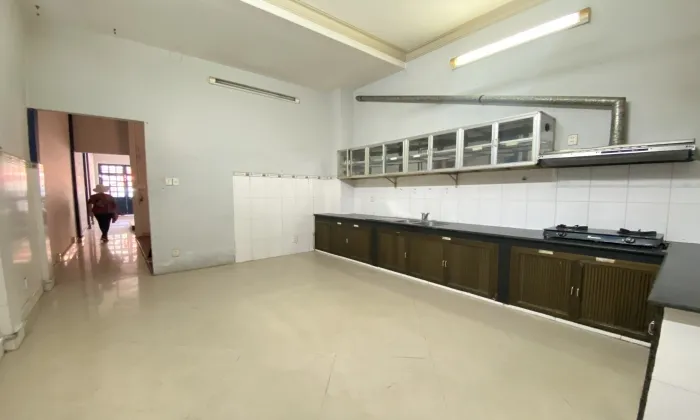 Nice Commercial House For Rent  in Tong Huu Dinh Thao Dien HCM 200sqm 2,000 USD/month