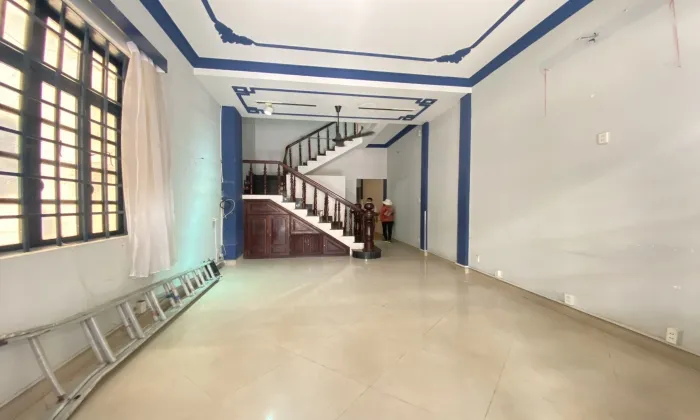 Nice Commercial House For Rent  in Tong Huu Dinh Thao Dien HCM 200sqm 2,000 USD/month