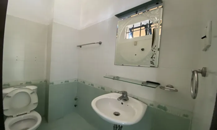 Nice Commercial House For Rent  in Tong Huu Dinh Thao Dien HCM 200sqm 2,000 USD/month