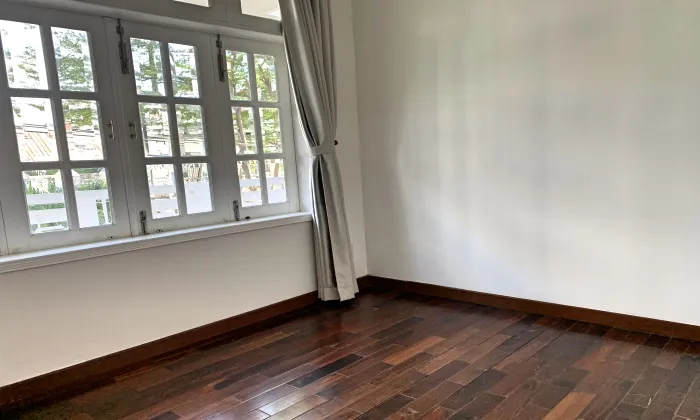 Bright Light House Balconies For Rent in Lang Bao Chi Thao Dien HCMC 250sqm 1,650 USD/month