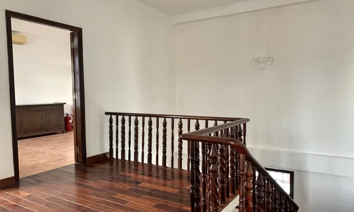 Bright Light House Balconies For Rent in Lang Bao Chi Thao Dien HCMC 250sqm 1,650 USD/month