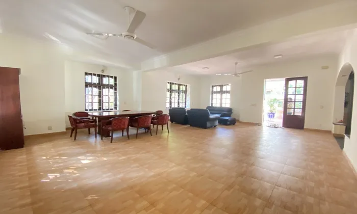 Unfurnished Garden House For Rent in Xuan Thuy Thao Dien HCM 280sqm 2,500 USD/month