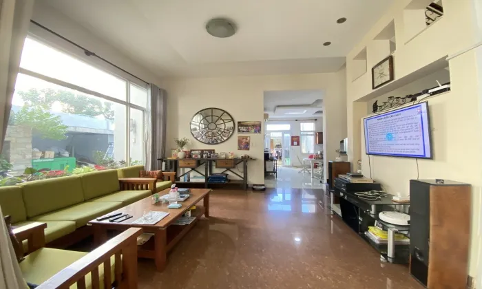 Furnished Villa For Rent in Road 41 Thao Dien Ward District 02 Ho Chi Minh City 356sqm 2,650 USD/month