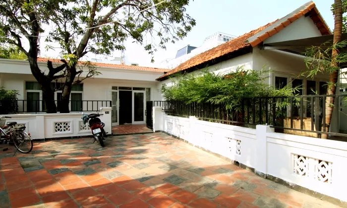 Big Garden House For Rent in An Phu Compound District 2 Ho Chi Minh City 350sqm 2,700 USD/month